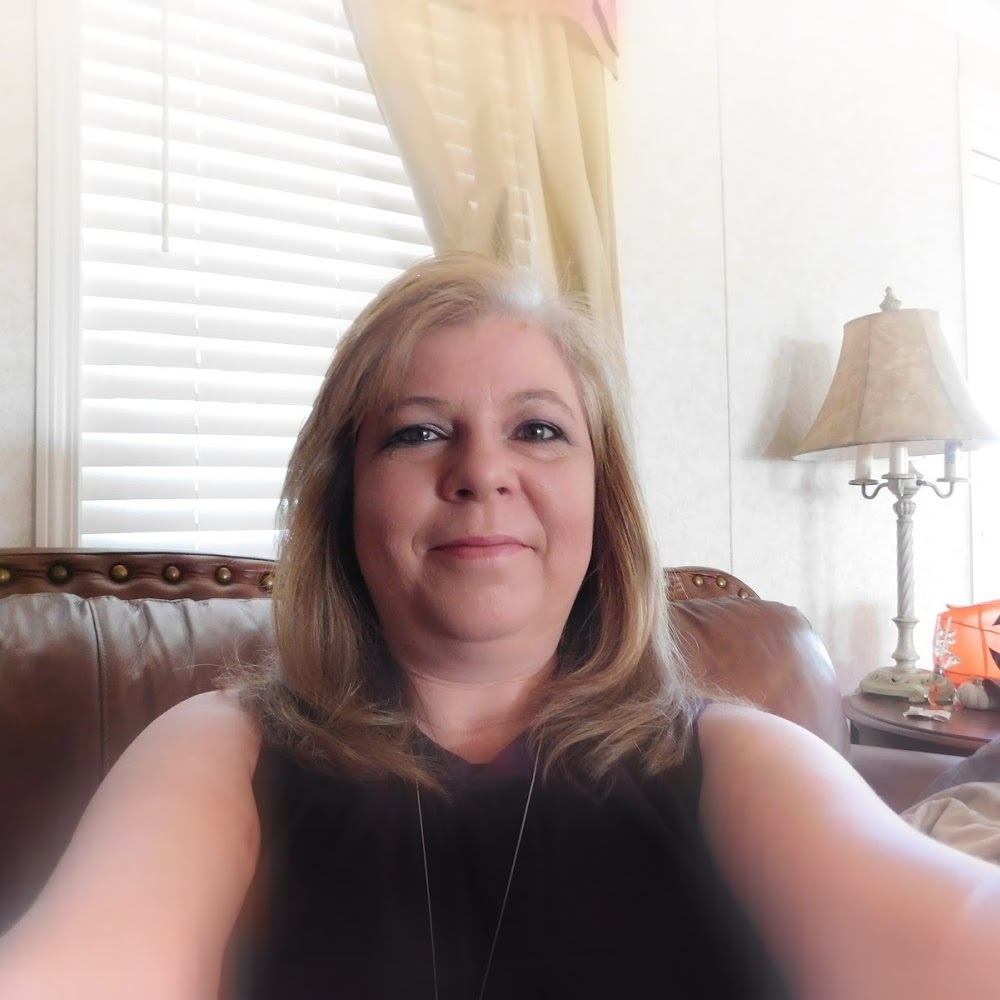 Meet your Posher, Misty